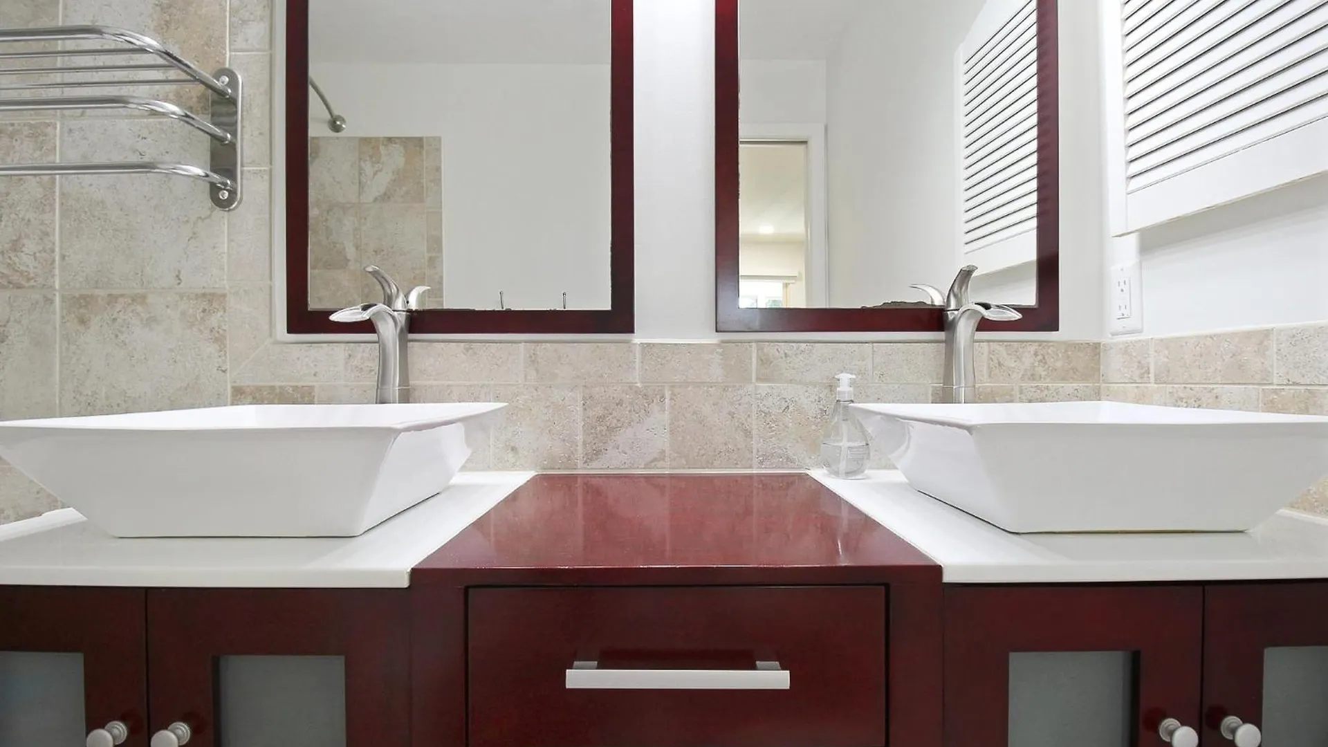 Chic 3 Bedroom Home Near Beach Sienablue Bradenton Holiday home